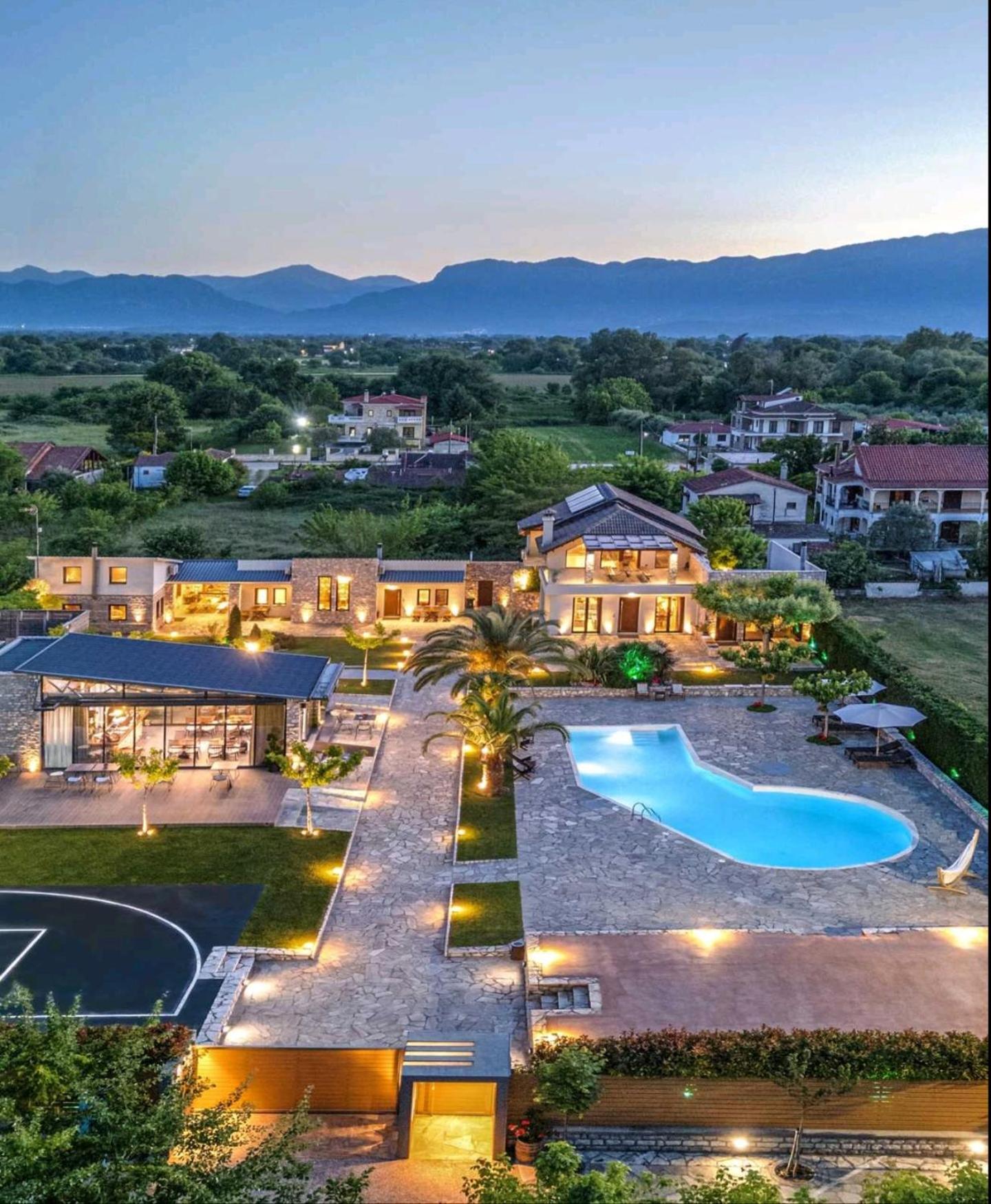 Vintage Suites Trikala Eksteriør billede